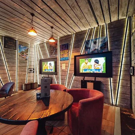 Dolina Wikingow Urnes 01 * Szklarska Poręba