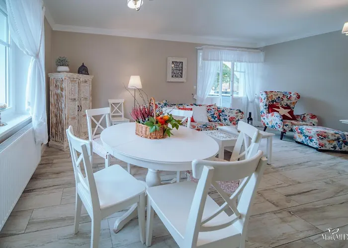 Dolina Wikingow Urnes 01 Apartamento *